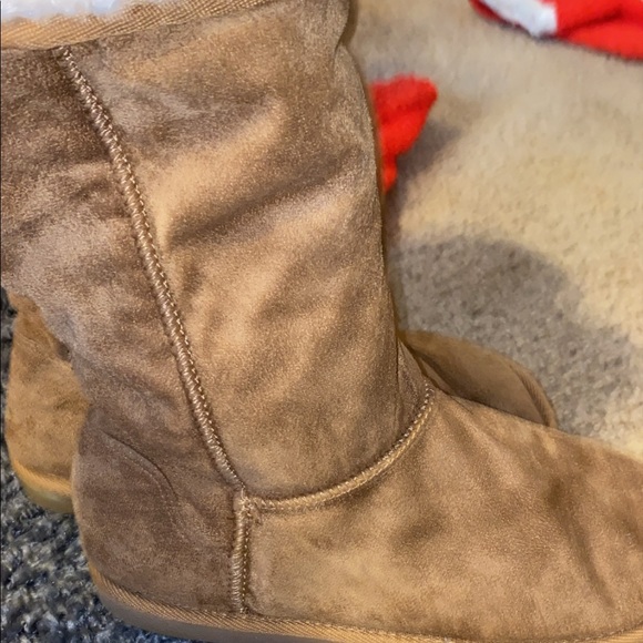 winter boots - Picture 4 of 4